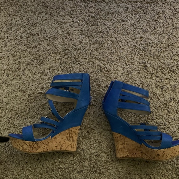 Wedge shoes - Picture 2 of 4